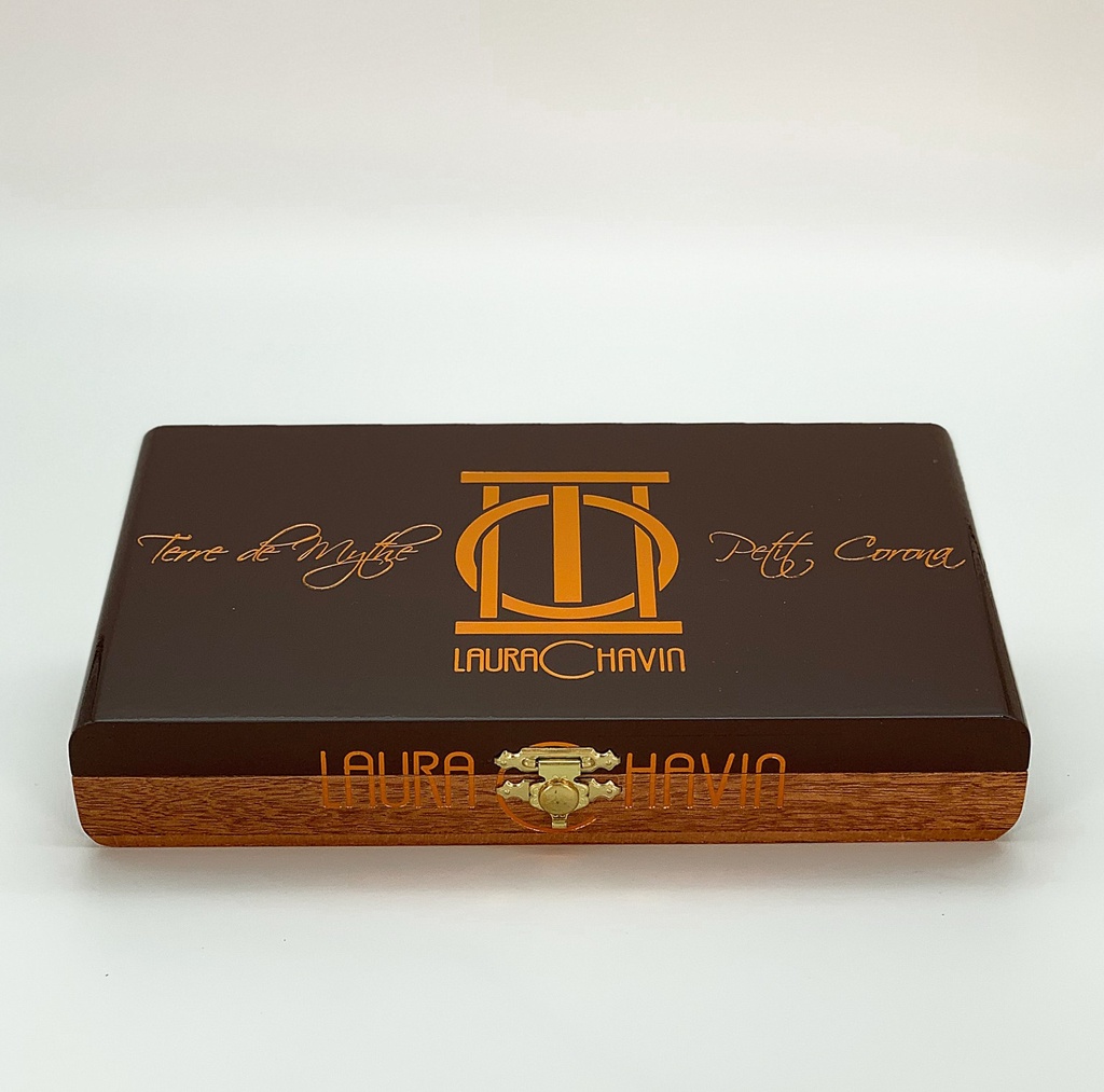 Laura Chavin Terre De Mythe Edition 2019 Petit Corona - Box Of 10 Cigars