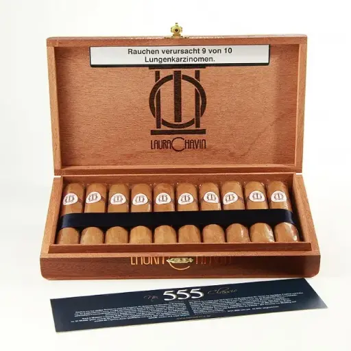 [52127] Laura Chavin Classic Line No. 555 Grand Robusto - Box of 10 Cigars 